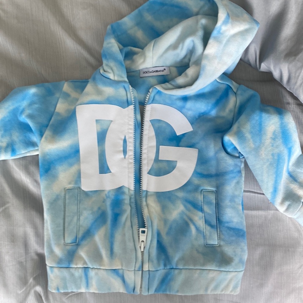 Dolce and gabbanna sweater